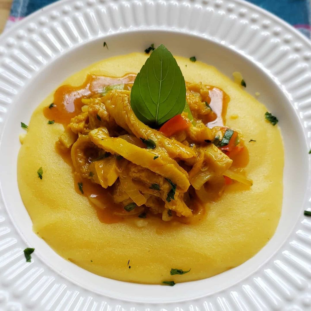 Mondongo Ao Molho De Tomate E Polenta Receiteria