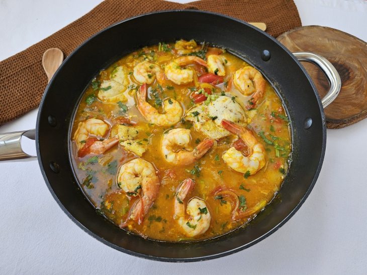 Moqueca de peixe camarão