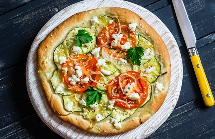 16 receitas de pizza de abobrinha que vão te deixar morrendo de amores