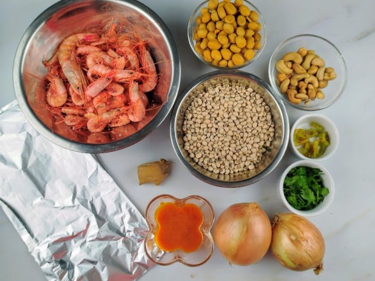 Ingredientes para a receita de abará.