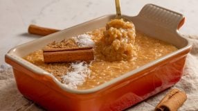 Arroz-doce com açúcar queimado