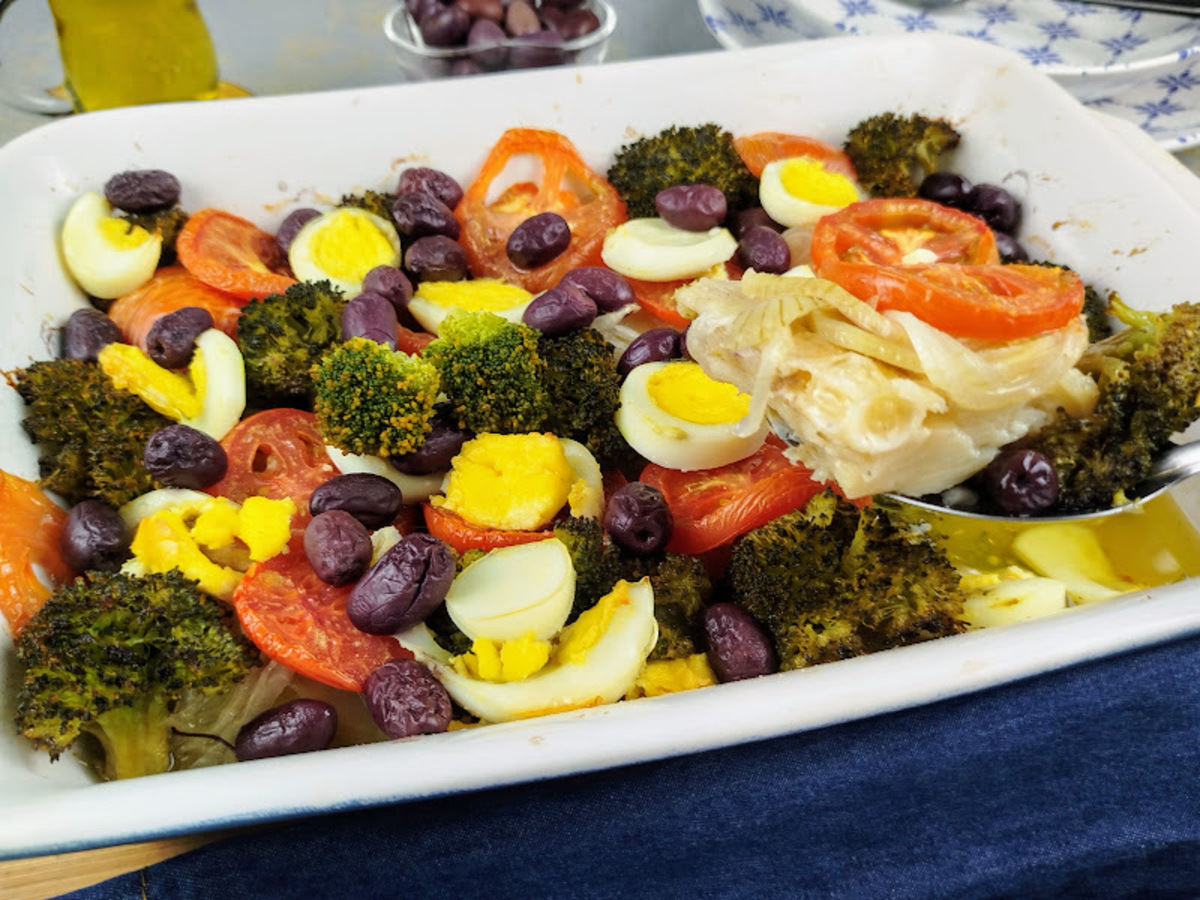 Bacalhoada à moda portuguesa