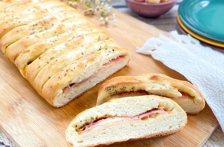 Baguete de presunto e queijo