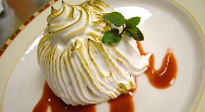 Baked Alaska de morango