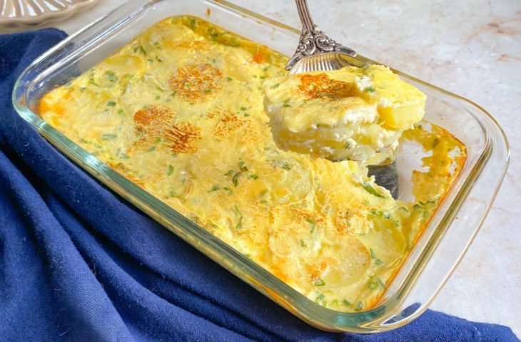 Batata gratinada com creme de leite