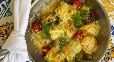 Batatas douradas e gratinadas