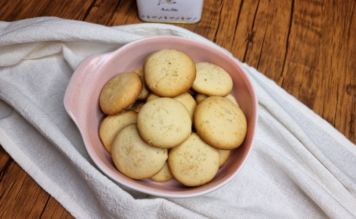 Biscoito amanteigado de limão fácil