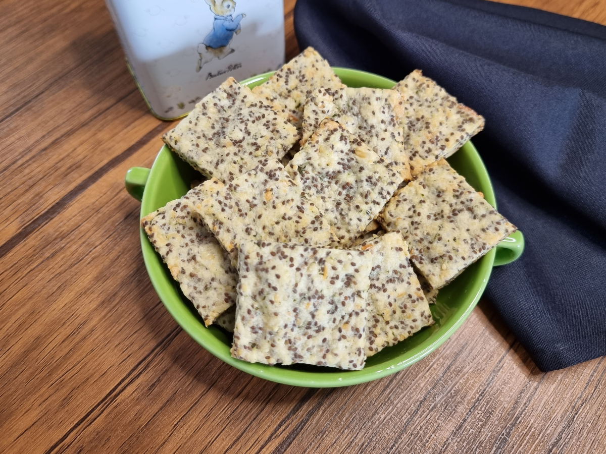 Biscoito salgado de chia