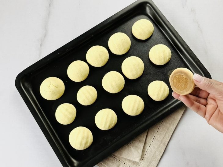 Bolachas de Maizena assadas.