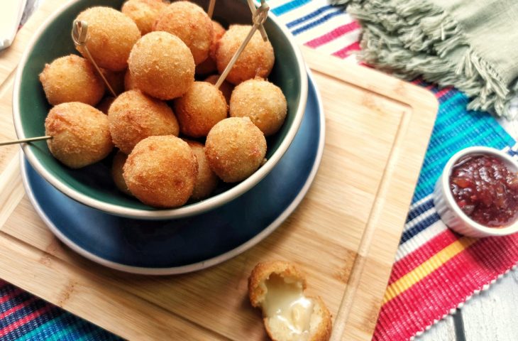 Bolinha de queijo