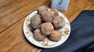 Bolinho de chuva de maçã fácil