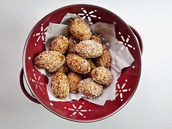 bolinho de estudante fritos