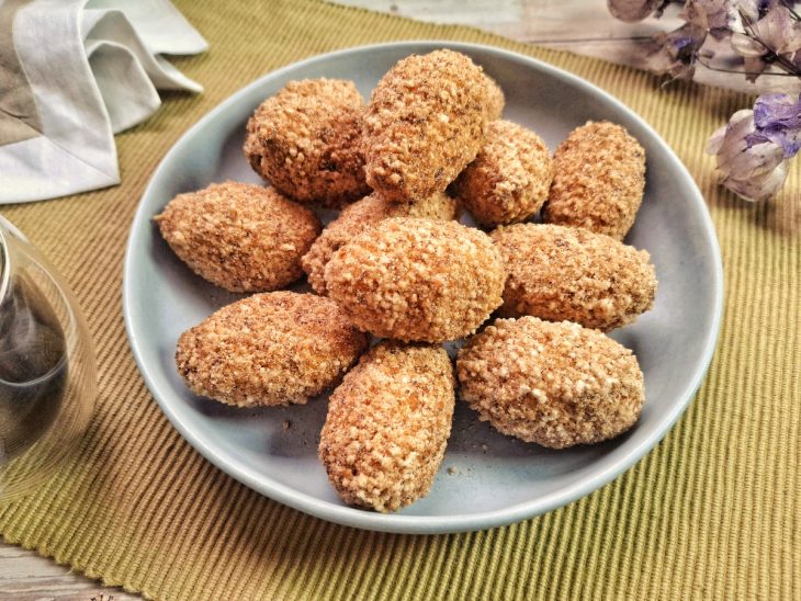 bolinho de estudante servidos