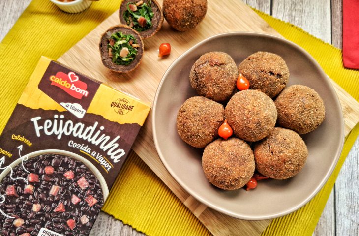 Bolinho de feijoada