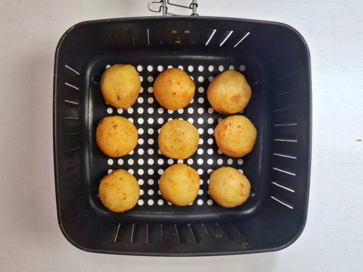 bolinho de mandioca na air fryer