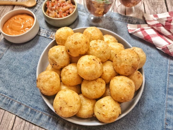 bolinho de mandioca na air fryer