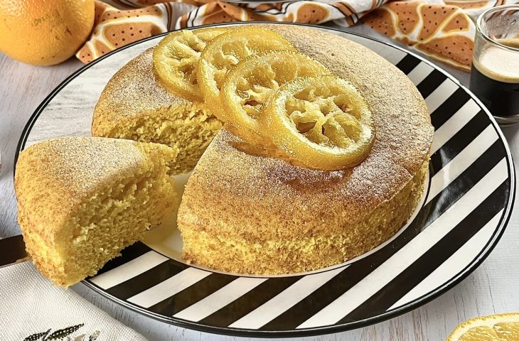 Bolo chiffon de laranja