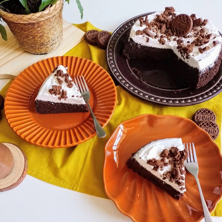 Bolo de biscoito recheado