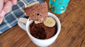 Bolo de caneca de banana fit