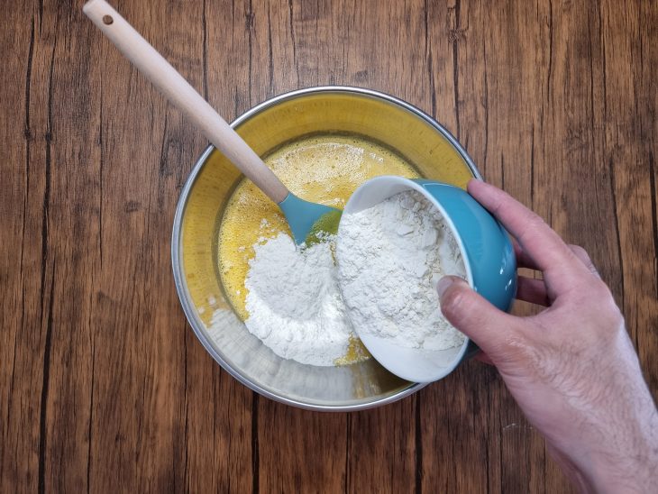 Bolo de cenoura de liquidificador - Passo a Passo