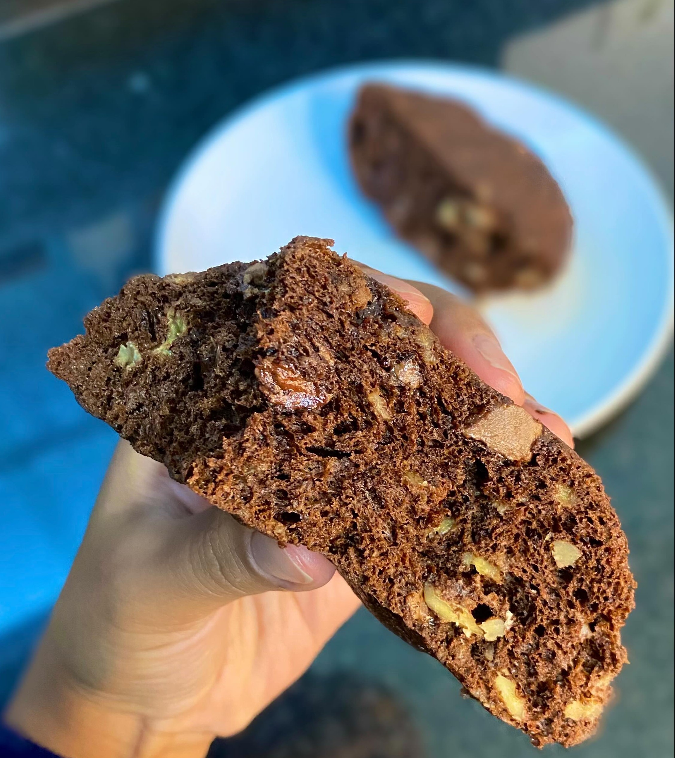 Bolo De Chocolate Com Nozes Receiteria