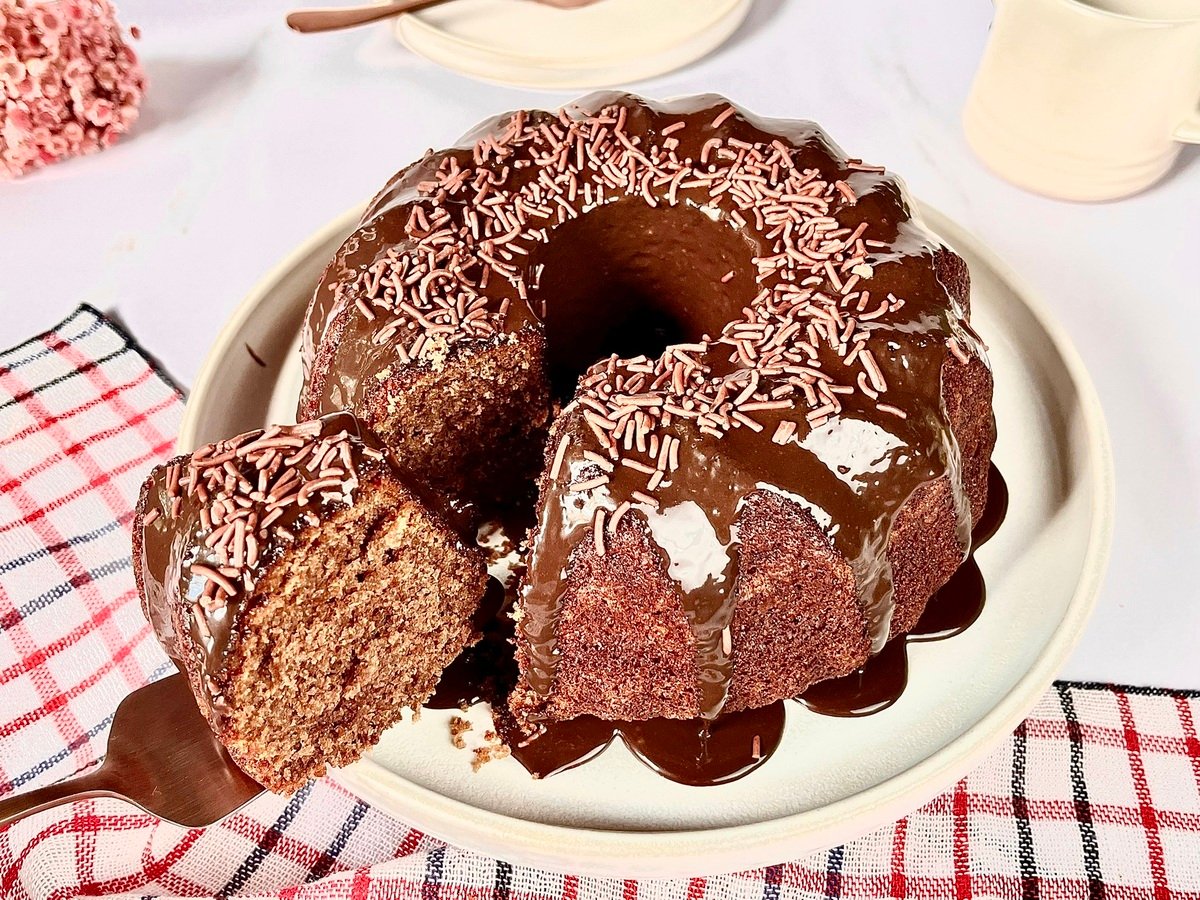 Bolo de chocolate fofinho fácil