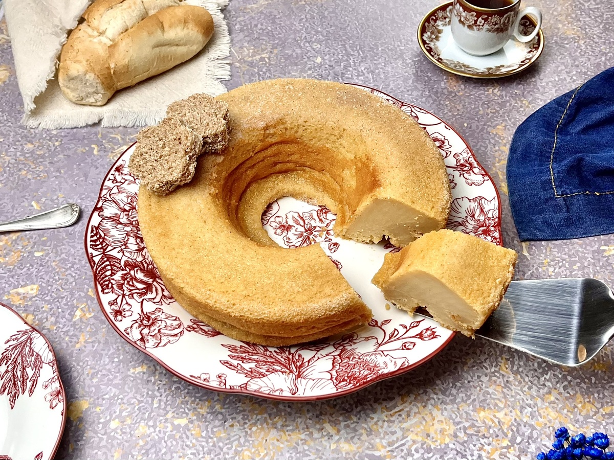 Bolo de pão de liquidificador