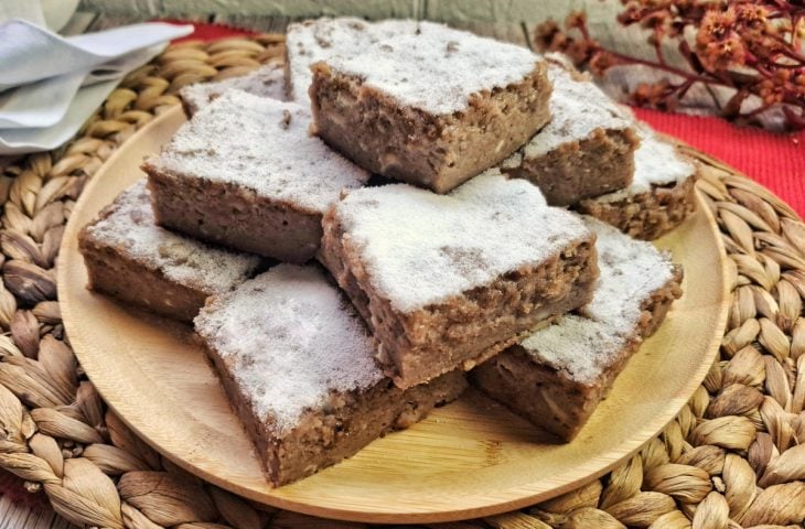 Bolo de pão dormido