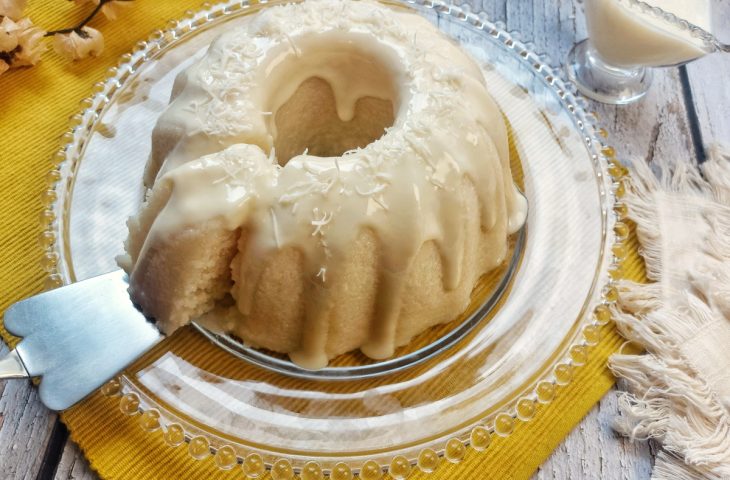 Bolo de tapioca granulada