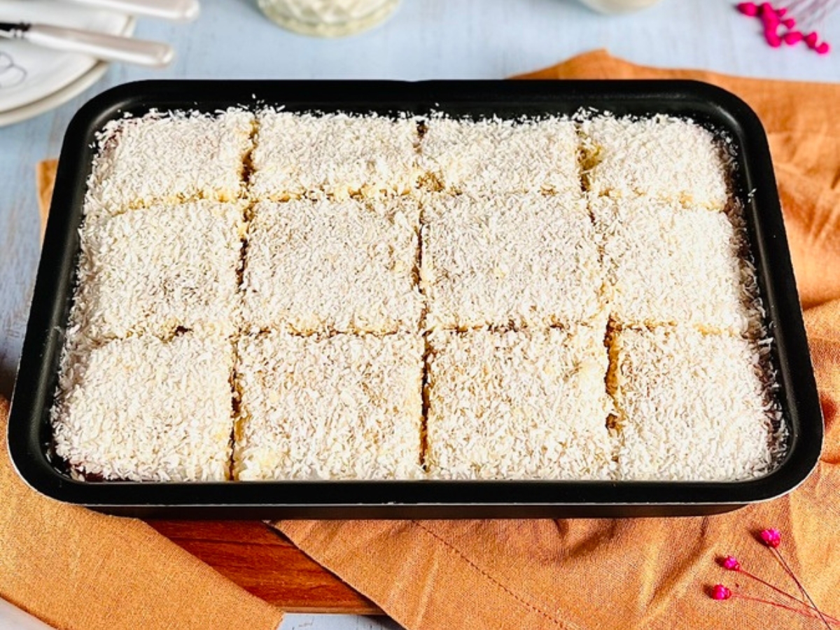 Bolo gelado de coco molhadinho