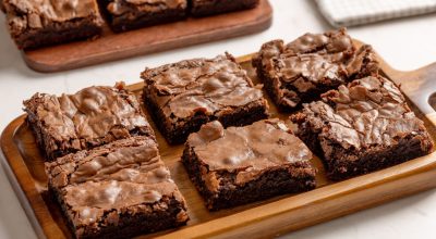 Brownie simples com casquinha