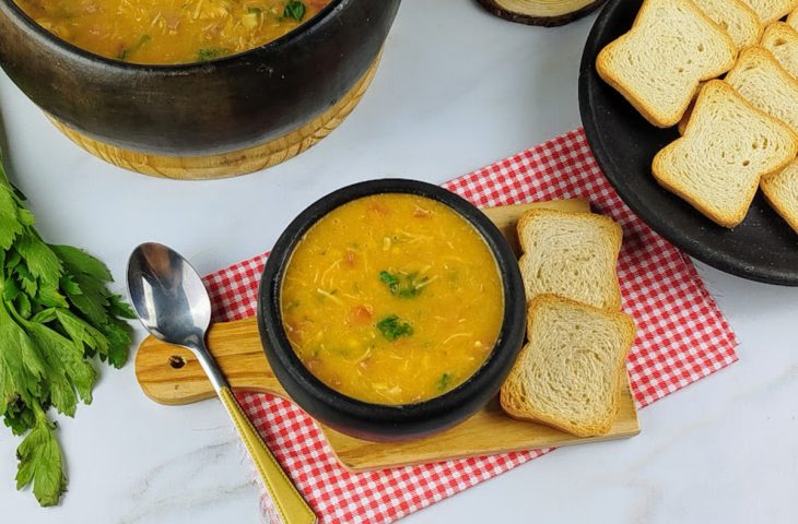 Caldo de kenga com calabresa e bacon