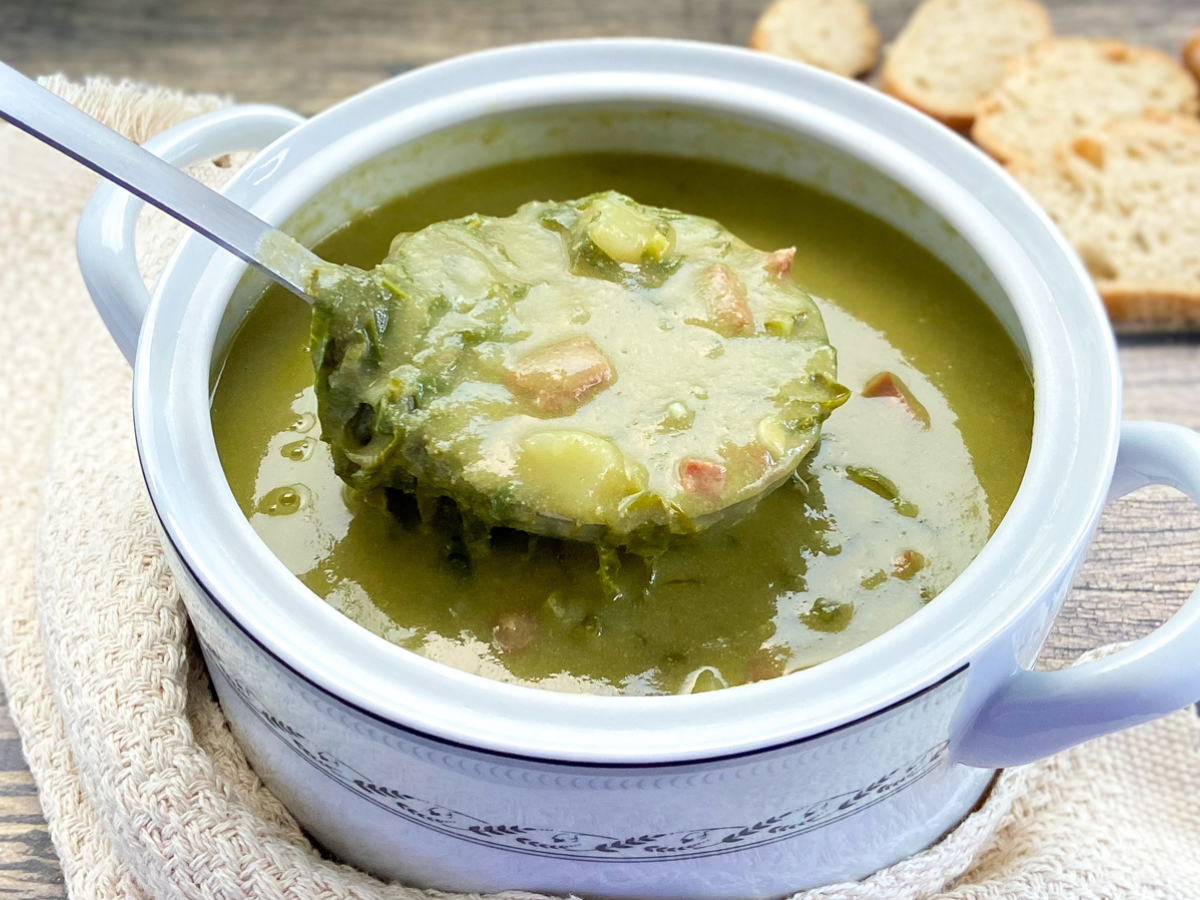 Caldo verde com batata