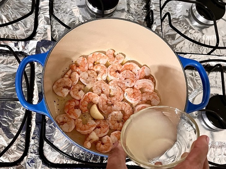 Camarão ao molho branco gratinado com batata - Passo a Passo