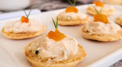 Canapés de pão de queijo