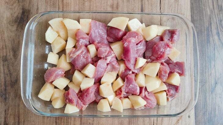 Carne assada com batata e queijo - Passo a Passo