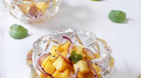 Ceviche de manga com gengibre