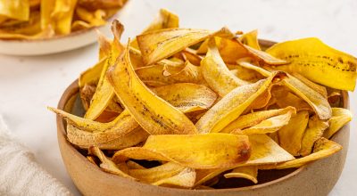 Chips de banana de forno