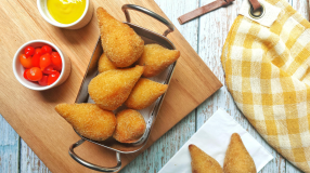 Coxinha de frango com Catupiry