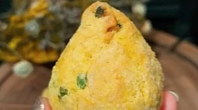 Coxinha de mandioca sem massa