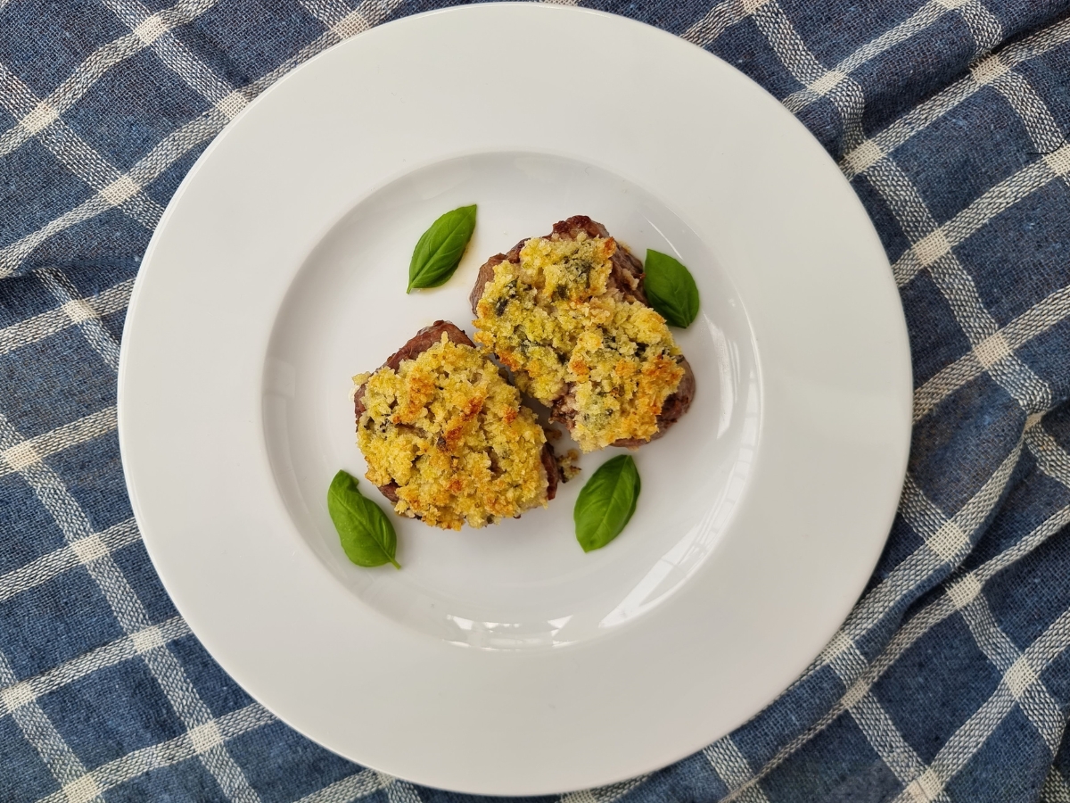 Filé mignon com crosta de parmesão