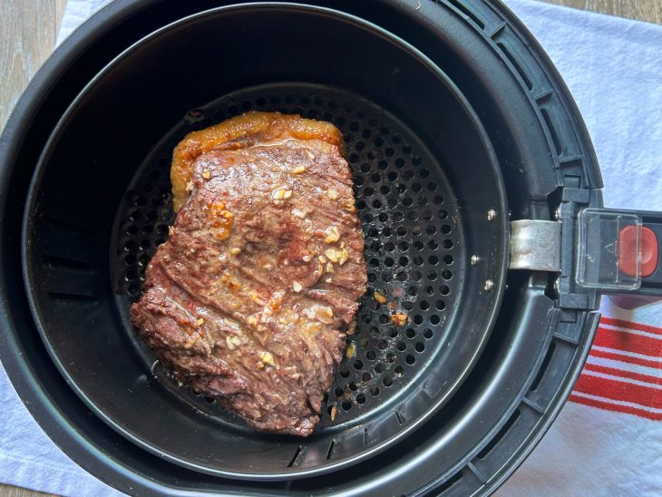 Peça de fraldinha virada na airfryer.