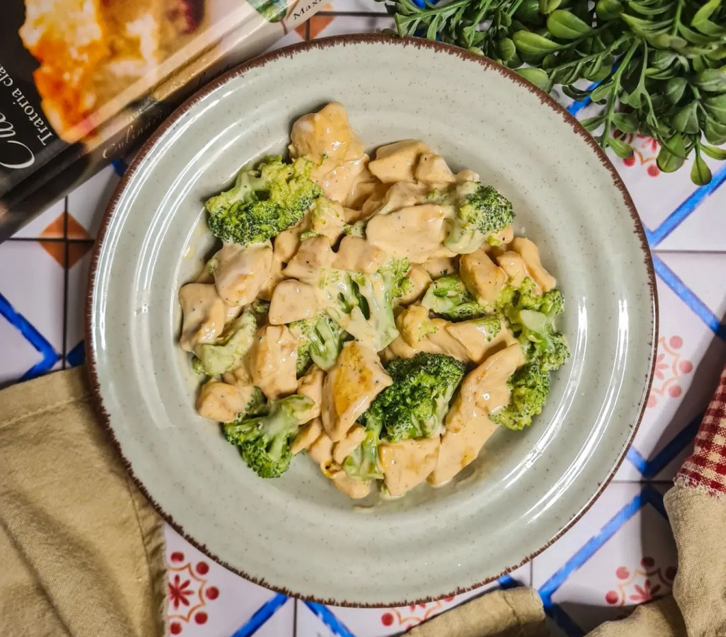 Frango Com Brócolis E Requeijão Receiteria