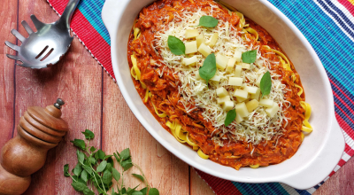 Macarrão com frango fácil