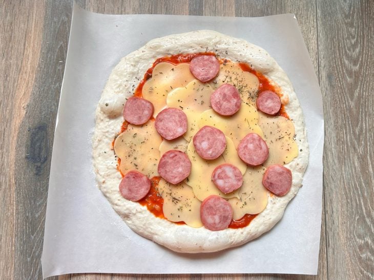 massa de pizza de fermentação natural com recheio