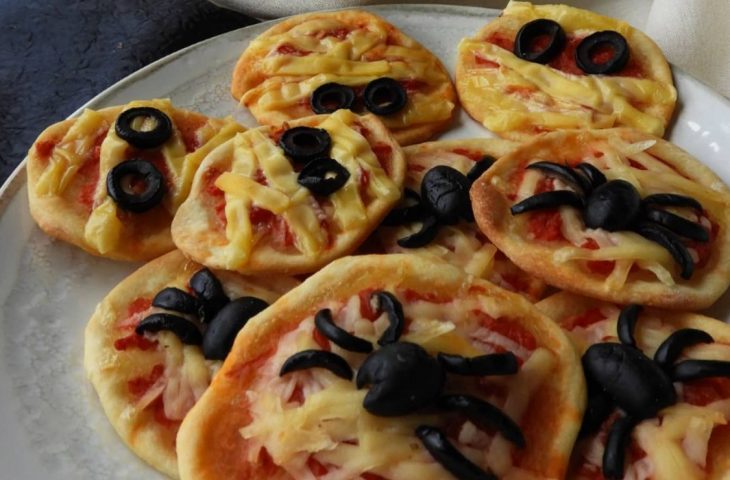 Minipizzas assustadoras