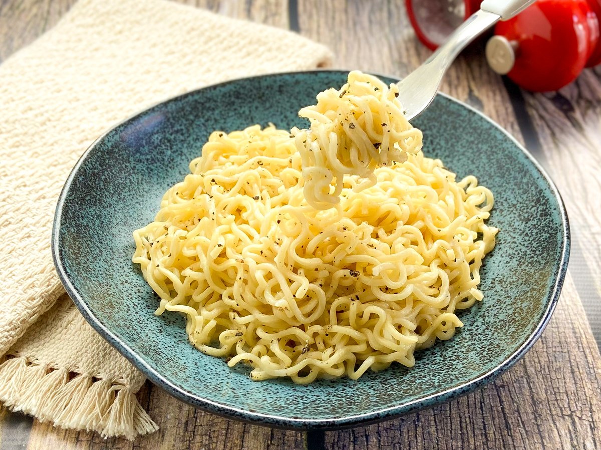 Miojo cacio e pepe