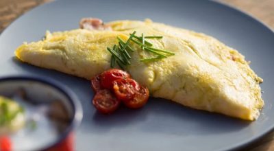 Omelete de frango recheado