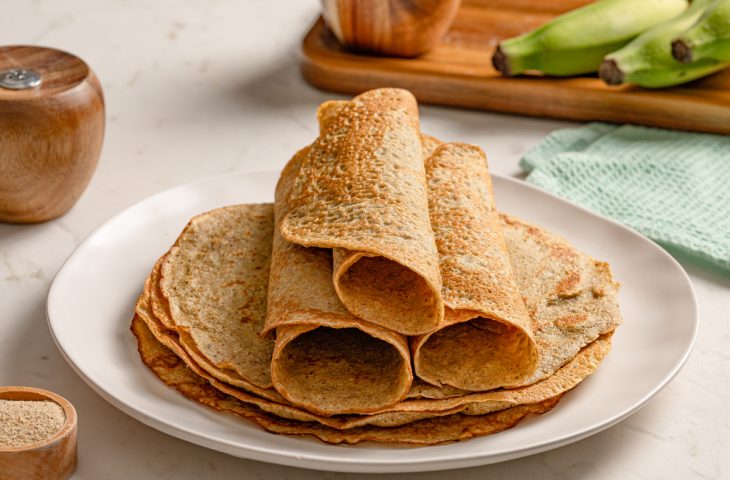 Panqueca com farinha de banana-verde