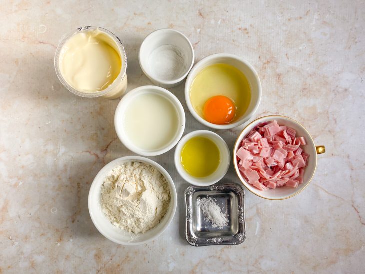 Ingredientes para a receita de panqueca simples.